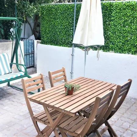 Bright Alcantara Escape With Ac Apartment *