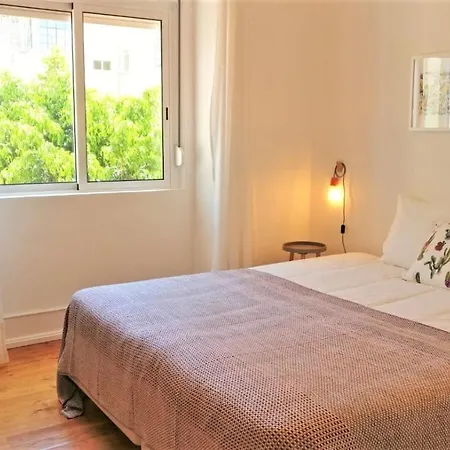 Bright Alcantara Escape With Ac * Lisboa