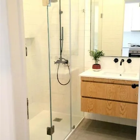 Bright Alcântara Escape With Ac Lisboa